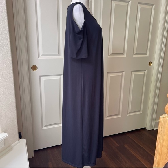 Chico’s Navy Blue Cold Shoulder Dress - Picture 7 of 11